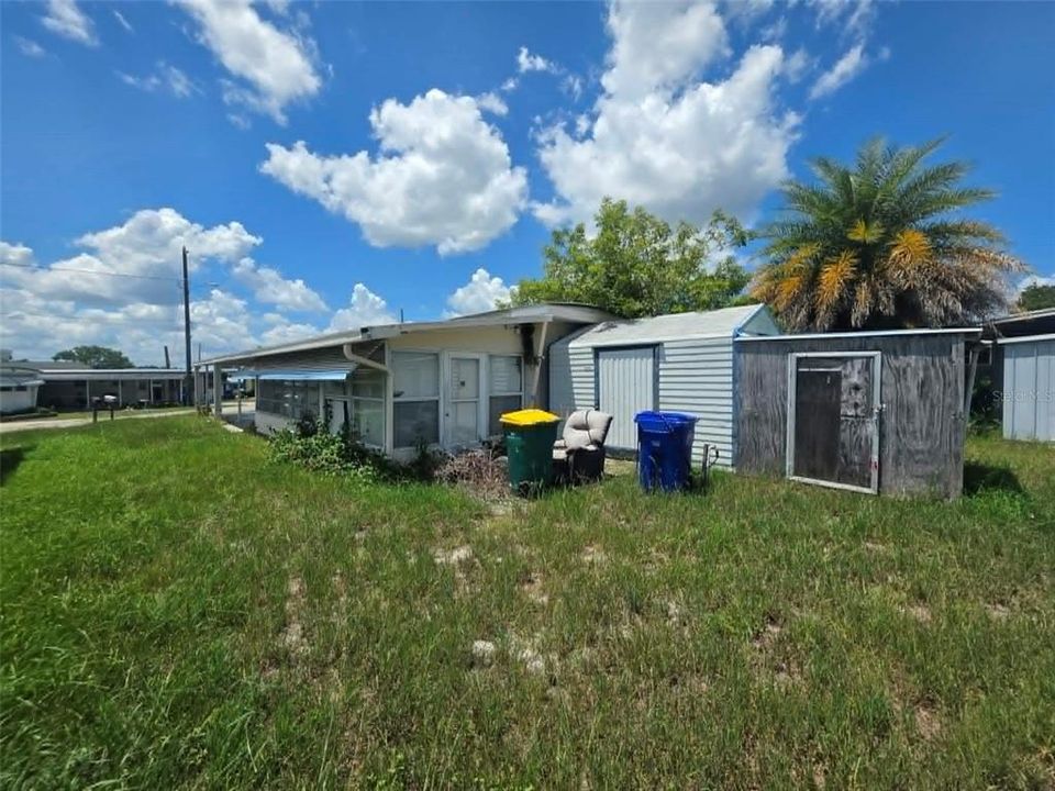 For Sale: $49,049 (2 beds, 1 baths, 830 Square Feet)