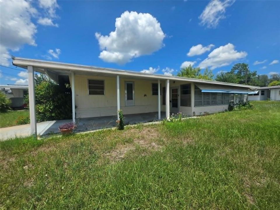 For Sale: $49,049 (2 beds, 1 baths, 830 Square Feet)