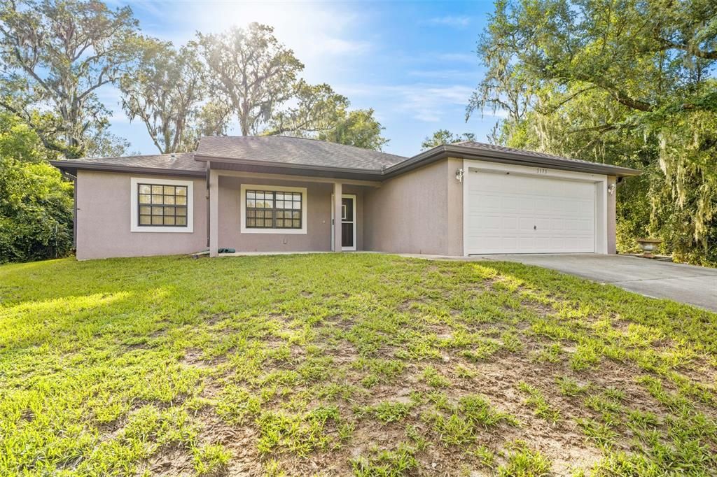 For Sale: $299,900 (3 beds, 2 baths, 1377 Square Feet)