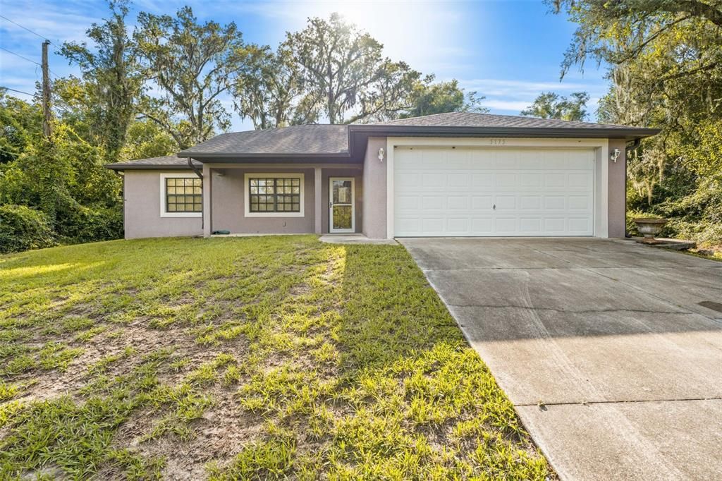 For Sale: $299,900 (3 beds, 2 baths, 1377 Square Feet)