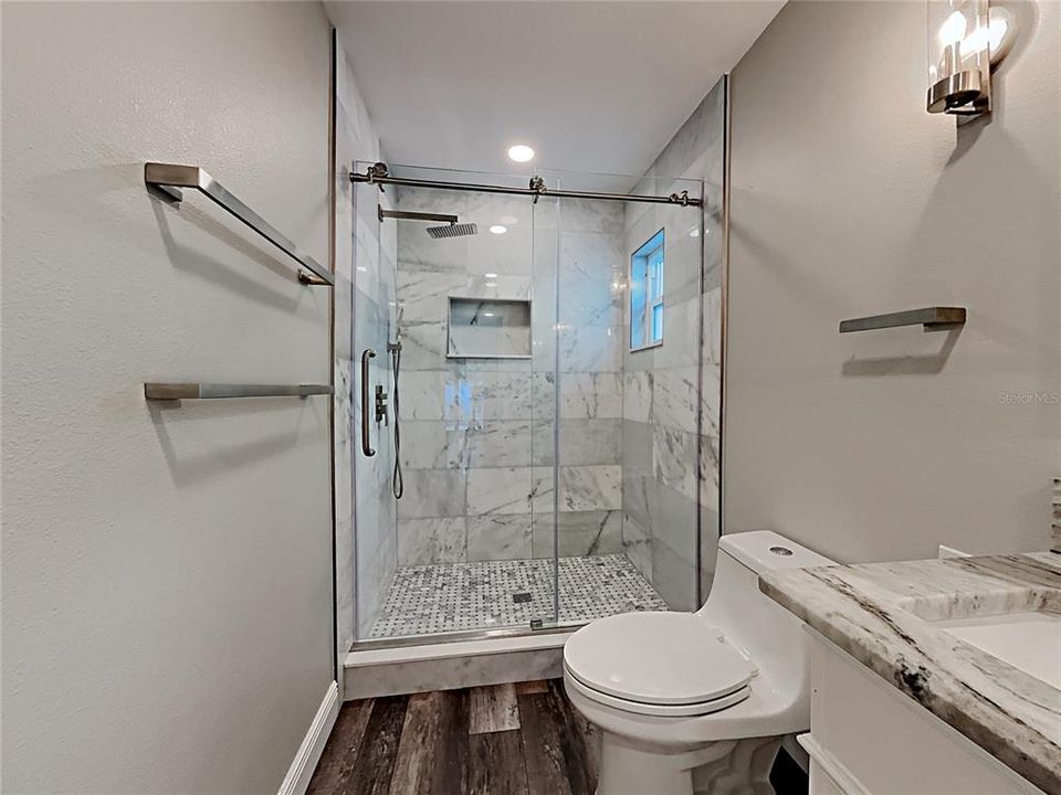 На продажу: $380,000 (3 спален, 2 ванн, 1764 Квадратных фут)