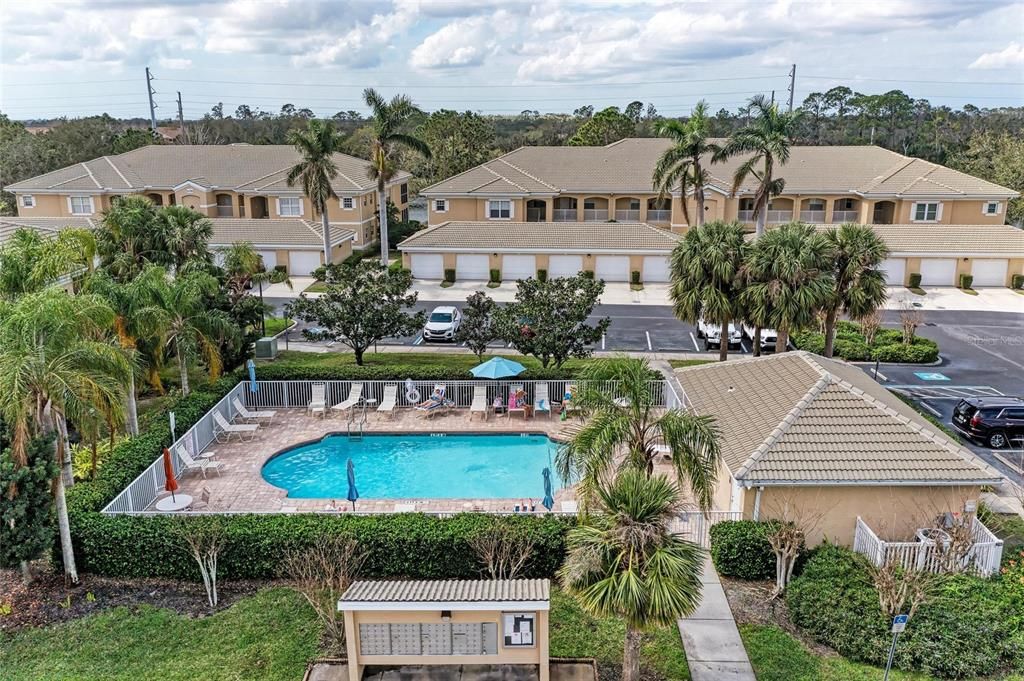 For Rent: $2,200 (2 beds, 2 baths, 1346 Square Feet)