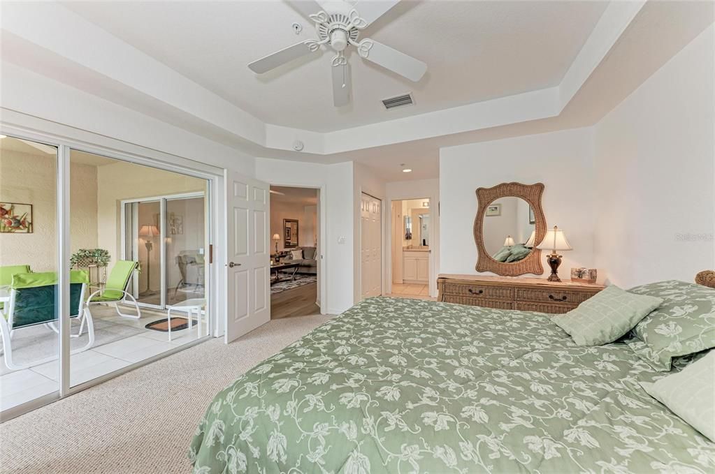 For Rent: $2,200 (2 beds, 2 baths, 1346 Square Feet)