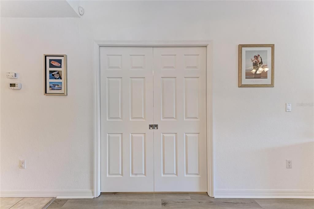 For Rent: $2,200 (2 beds, 2 baths, 1346 Square Feet)