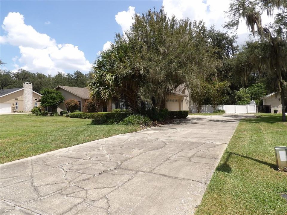 En Venta: $621,410 (4 camas, 3 baños, 2793 Pies cuadrados)