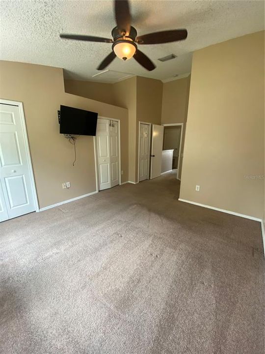 For Rent: $1,800 (2 beds, 1 baths, 1110 Square Feet)