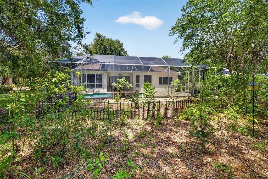 For Sale: $430,000 (3 beds, 2 baths, 1946 Square Feet)