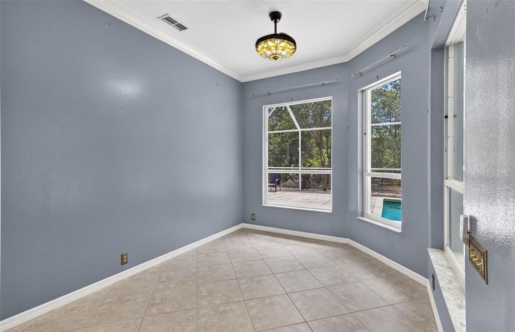 For Sale: $430,000 (3 beds, 2 baths, 1946 Square Feet)