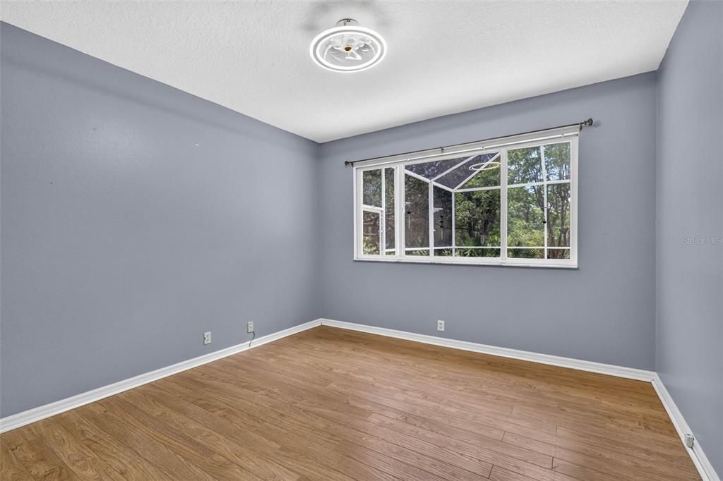 For Sale: $430,000 (3 beds, 2 baths, 1946 Square Feet)
