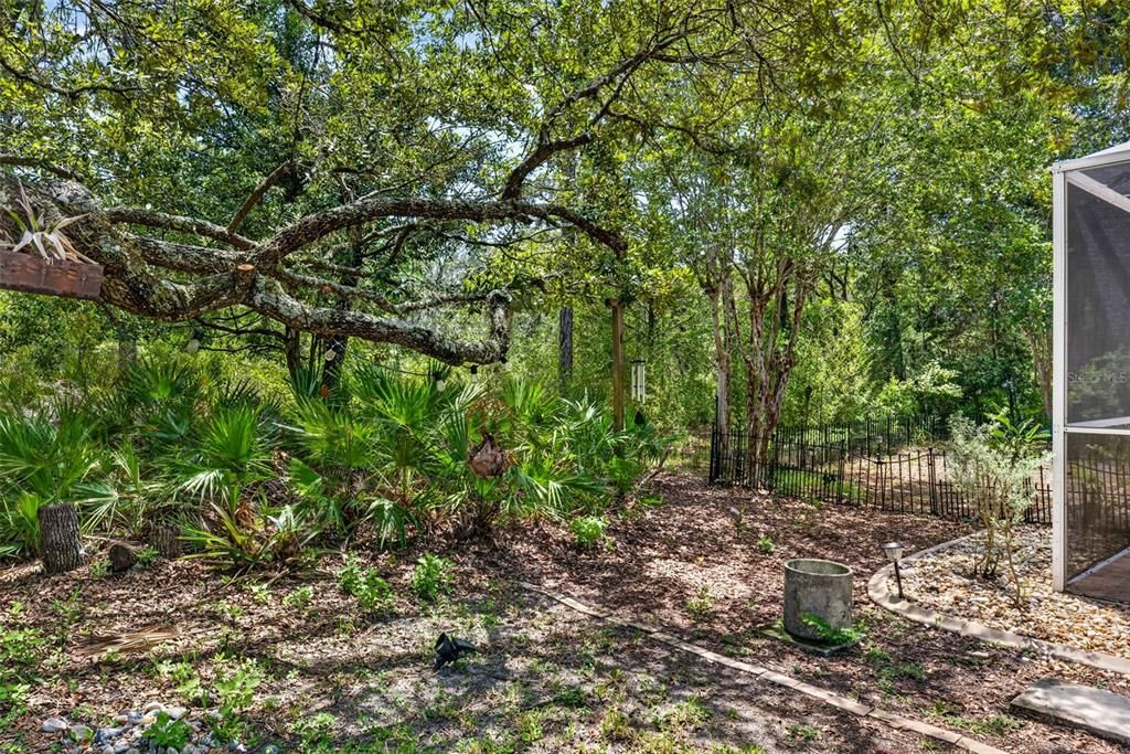 For Sale: $430,000 (3 beds, 2 baths, 1946 Square Feet)