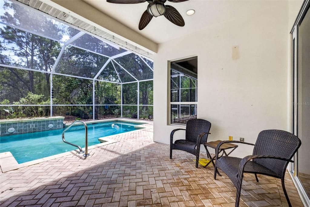 For Sale: $430,000 (3 beds, 2 baths, 1946 Square Feet)