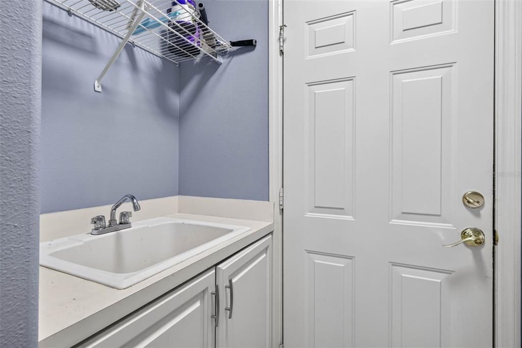 For Sale: $430,000 (3 beds, 2 baths, 1946 Square Feet)