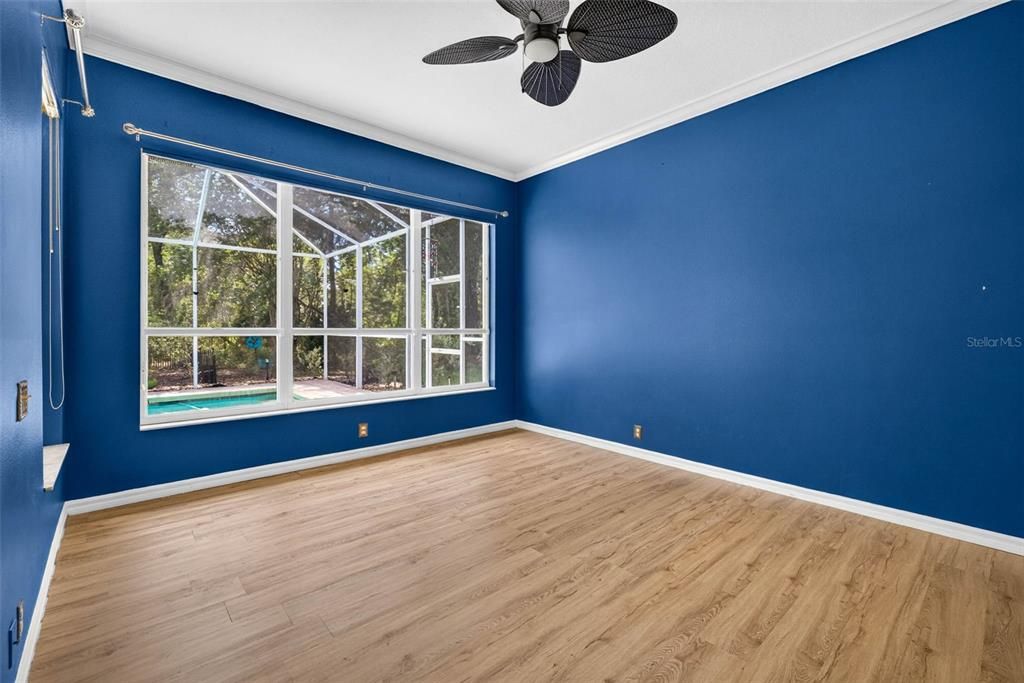 For Sale: $430,000 (3 beds, 2 baths, 1946 Square Feet)