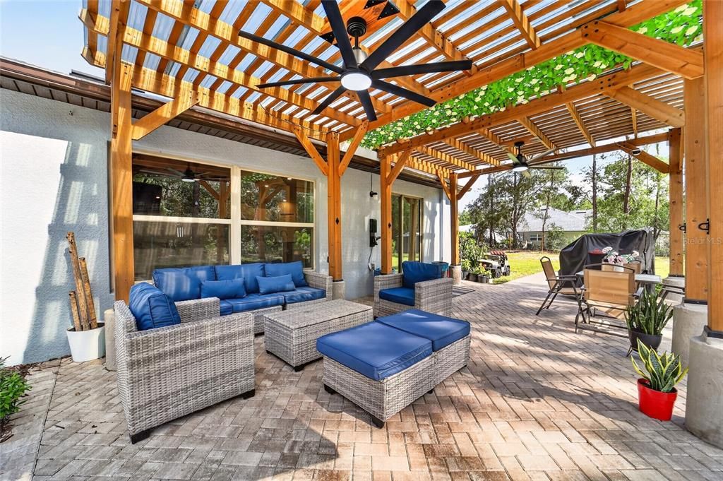 For Sale: $419,900 (4 beds, 2 baths, 1930 Square Feet)
