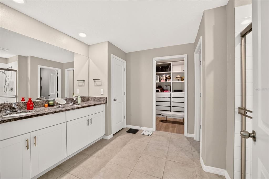 For Sale: $419,900 (4 beds, 2 baths, 1930 Square Feet)