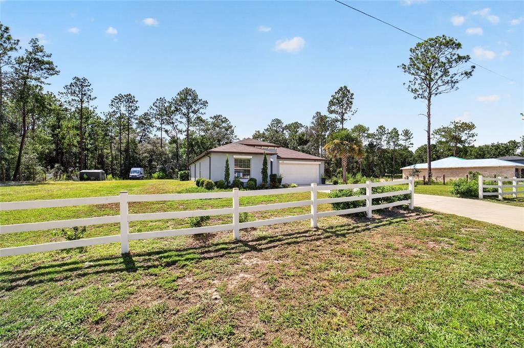For Sale: $419,900 (4 beds, 2 baths, 1930 Square Feet)