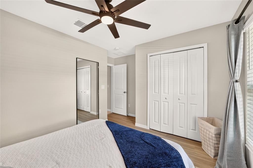 For Sale: $419,900 (4 beds, 2 baths, 1930 Square Feet)