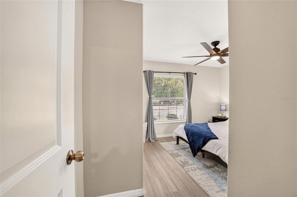 For Sale: $419,900 (4 beds, 2 baths, 1930 Square Feet)