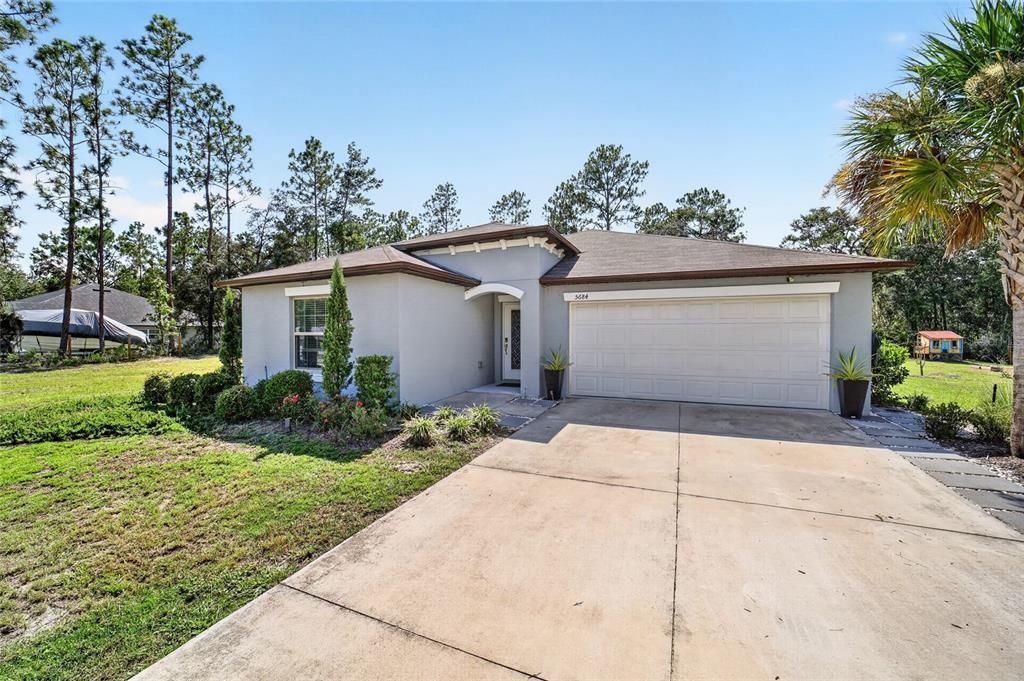 For Sale: $419,900 (4 beds, 2 baths, 1930 Square Feet)