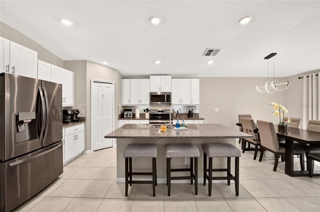 For Sale: $419,900 (4 beds, 2 baths, 1930 Square Feet)
