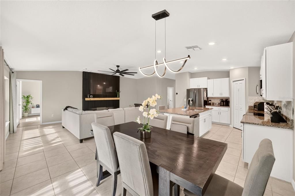 For Sale: $419,900 (4 beds, 2 baths, 1930 Square Feet)