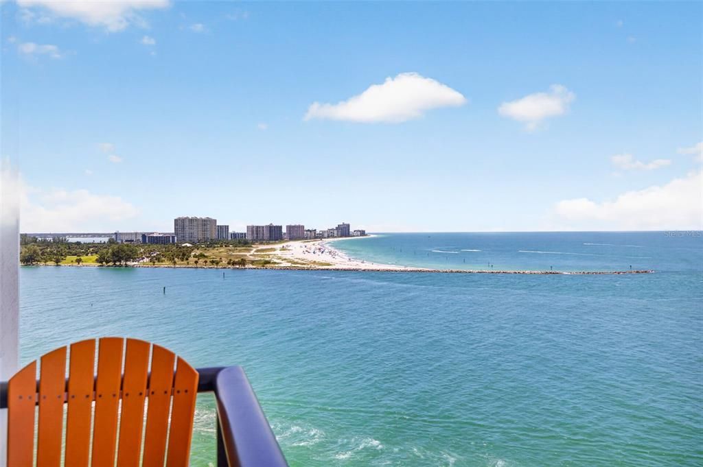For Sale: $669,000 (2 beds, 2 baths, 1264 Square Feet)