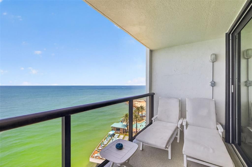 For Sale: $669,000 (2 beds, 2 baths, 1264 Square Feet)