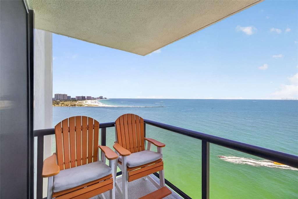 For Sale: $669,000 (2 beds, 2 baths, 1264 Square Feet)