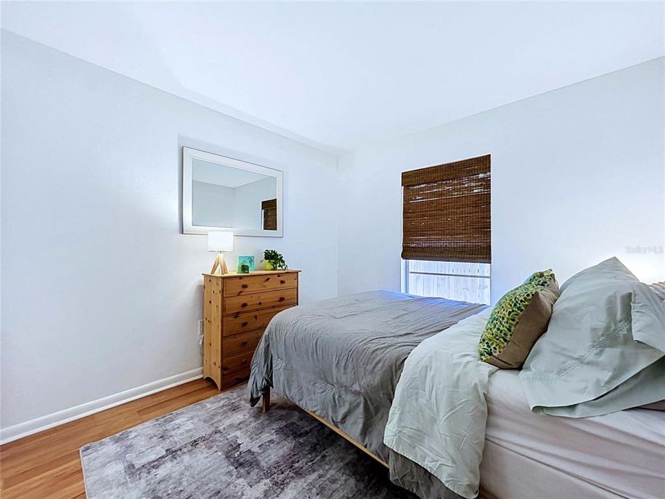 For Sale: $349,900 (3 beds, 2 baths, 1107 Square Feet)