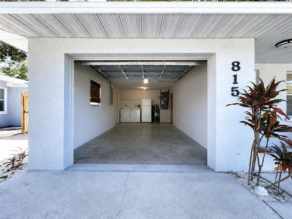 For Sale: $349,900 (3 beds, 2 baths, 1107 Square Feet)