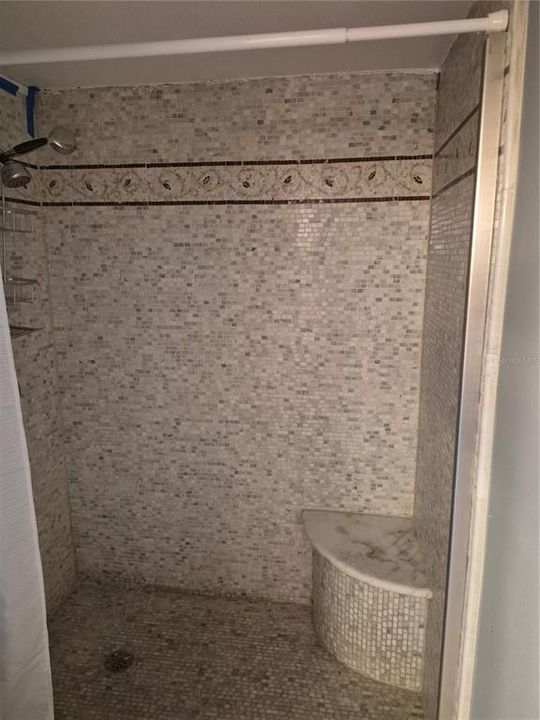 For Rent: $2,200 (2 beds, 2 baths, 1065 Square Feet)