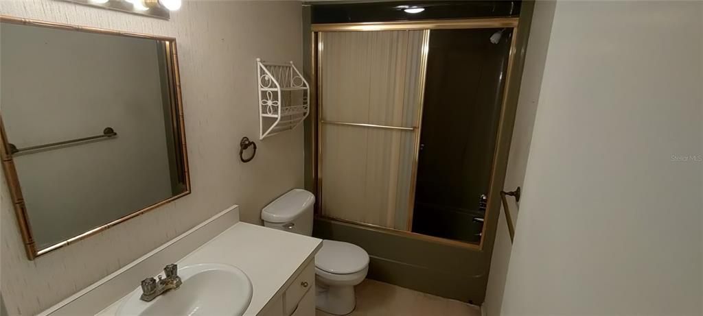 En Venta: $246,000 (2 camas, 2 baños, 1230 Pies cuadrados)