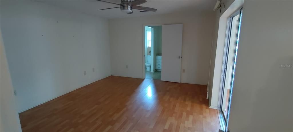 En Venta: $246,000 (2 camas, 2 baños, 1230 Pies cuadrados)