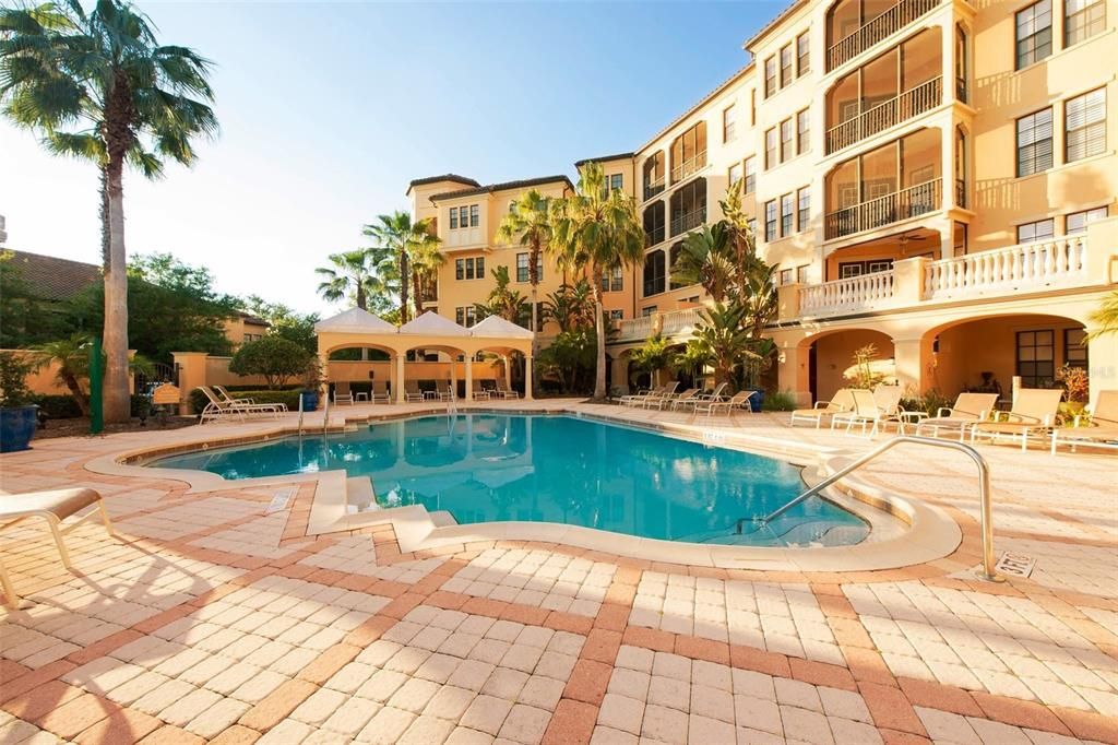 For Rent: $3,175 (2 beds, 2 baths, 1529 Square Feet)