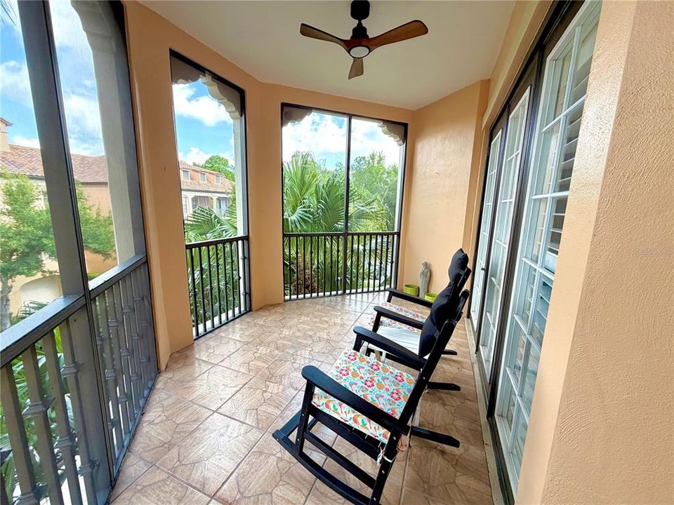 For Rent: $3,175 (2 beds, 2 baths, 1529 Square Feet)