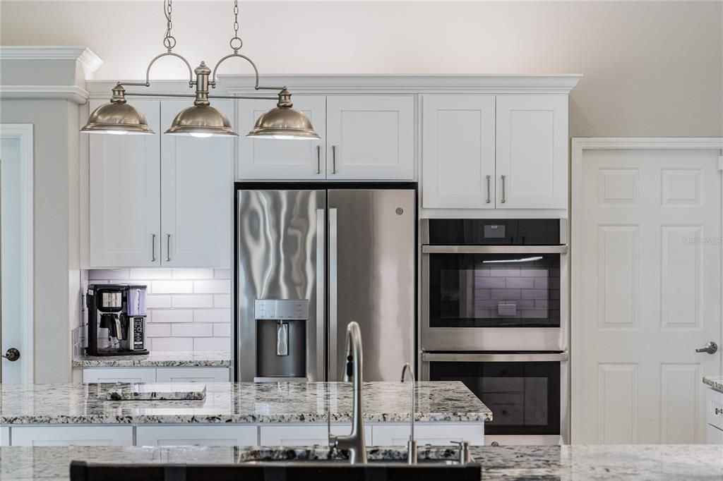 For Sale: $839,999 (4 beds, 3 baths, 3357 Square Feet)
