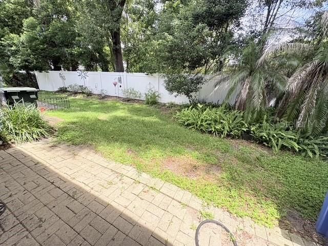 На продажу: $384,000 (3 спален, 2 ванн, 1705 Квадратных фут)