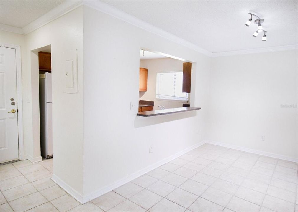 For Rent: $1,695 (2 beds, 2 baths, 1049 Square Feet)