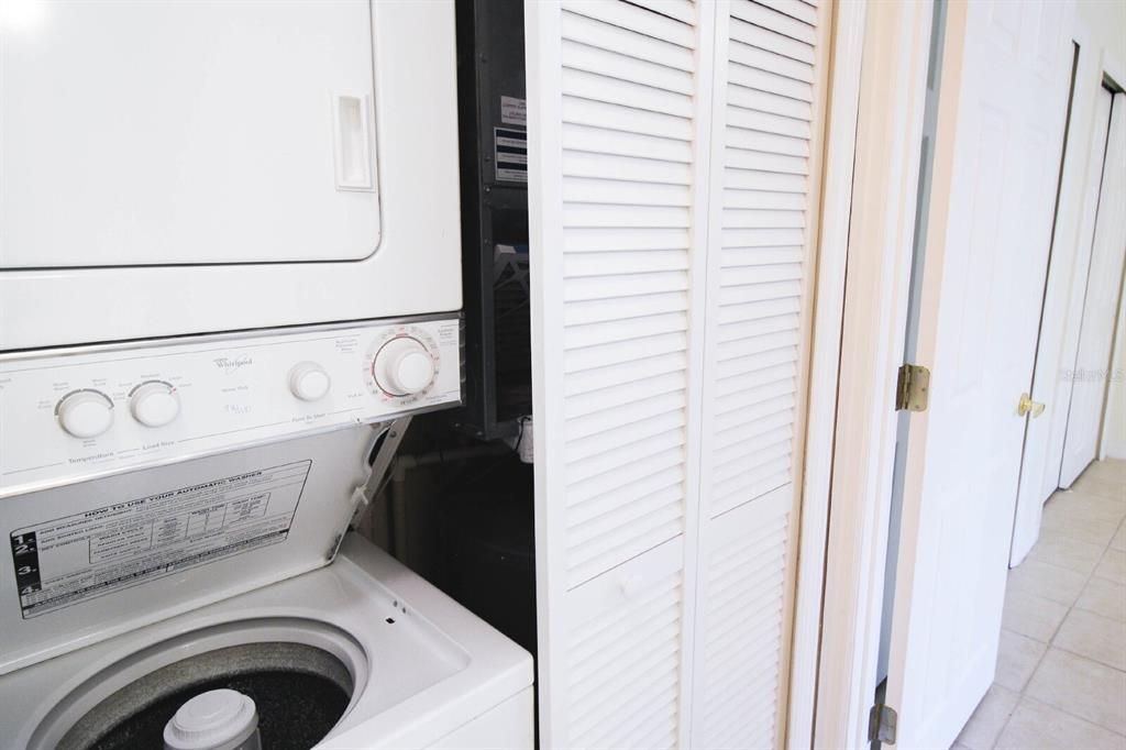 For Rent: $1,695 (2 beds, 2 baths, 1049 Square Feet)