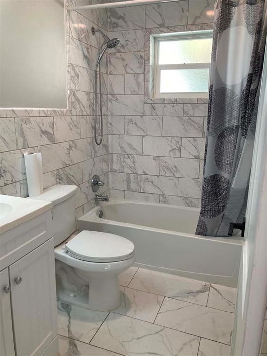 For Rent: $2,100 (2 beds, 1 baths, 650 Square Feet)