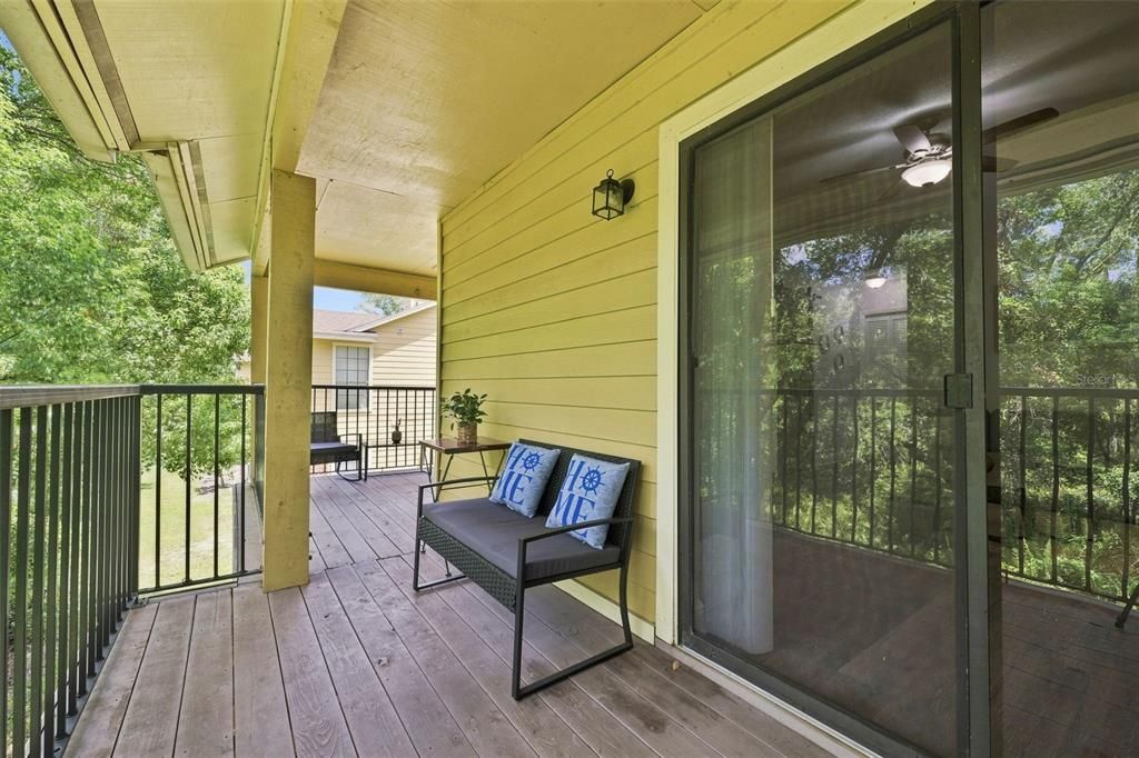 For Rent: $2,200 (1 beds, 1 baths, 684 Square Feet)