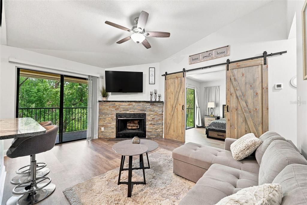 For Rent: $2,200 (1 beds, 1 baths, 684 Square Feet)