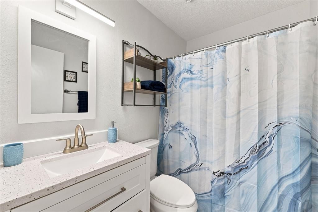 For Rent: $2,200 (1 beds, 1 baths, 684 Square Feet)