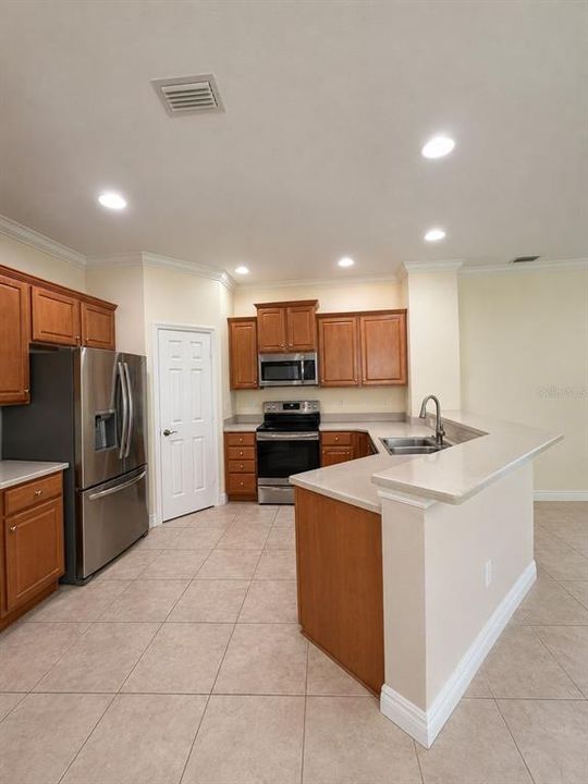 For Rent: $2,150 (2 beds, 2 baths, 1499 Square Feet)