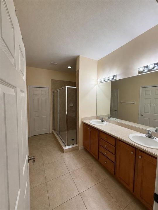 For Rent: $2,150 (2 beds, 2 baths, 1499 Square Feet)