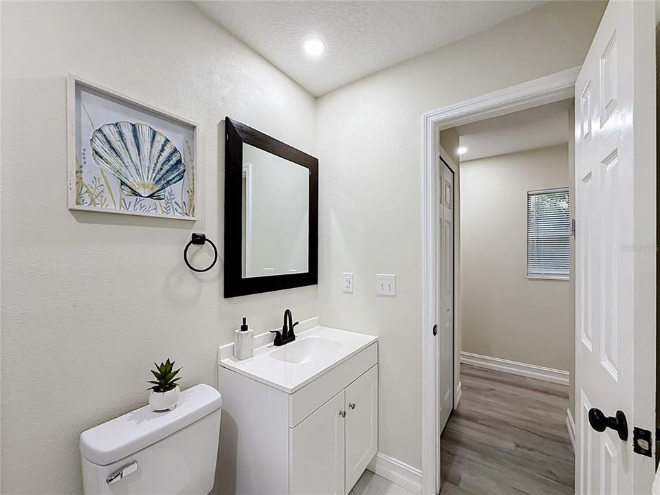 For Sale: $269,900 (3 beds, 2 baths, 1088 Square Feet)