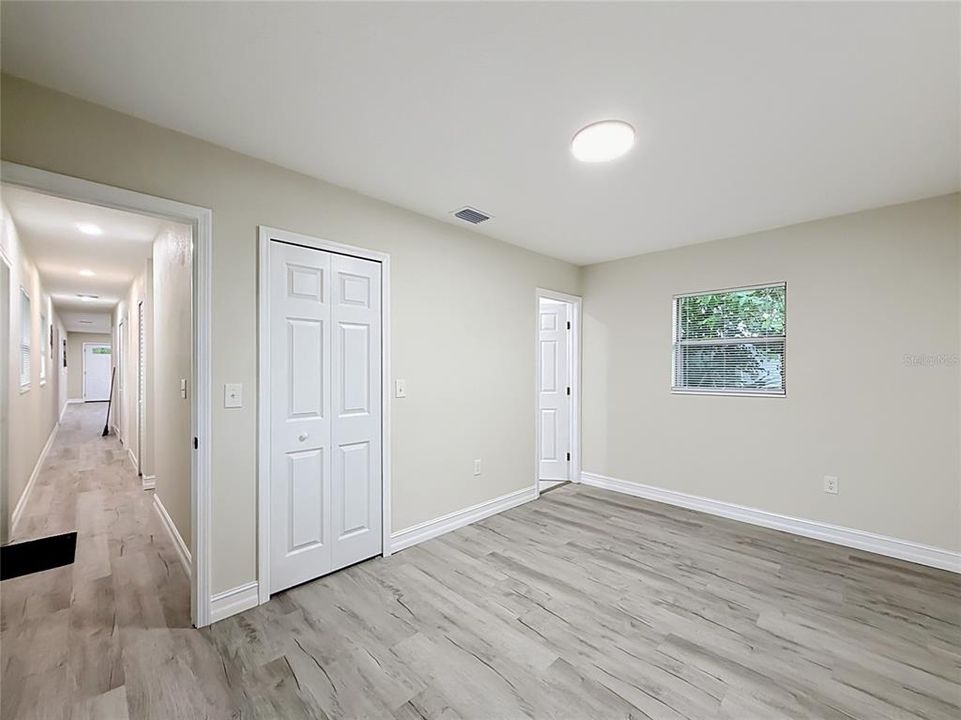 For Sale: $269,900 (3 beds, 2 baths, 1088 Square Feet)