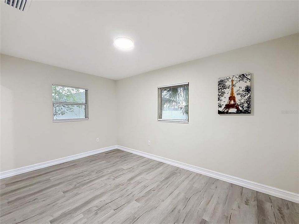 For Sale: $269,900 (3 beds, 2 baths, 1088 Square Feet)