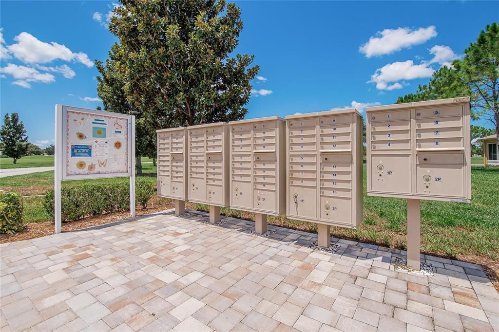 For Sale: $332,900 (2 beds, 2 baths, 1754 Square Feet)
