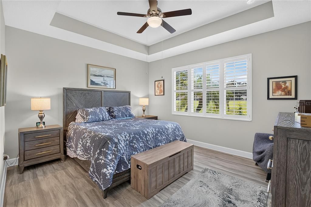 For Sale: $332,900 (2 beds, 2 baths, 1754 Square Feet)